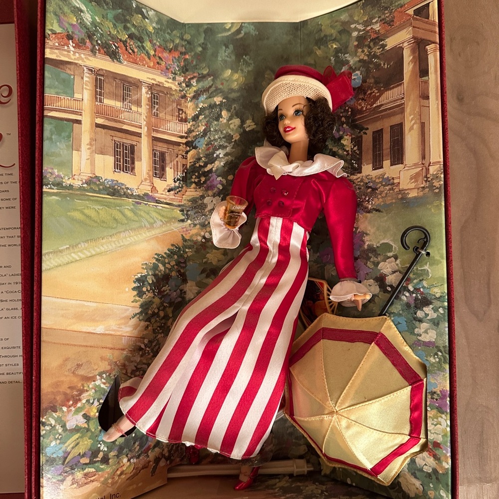 Barbie Coca-Cola After the Walk Collector Edition Doll 1997 Mattel #17341‎ NEW